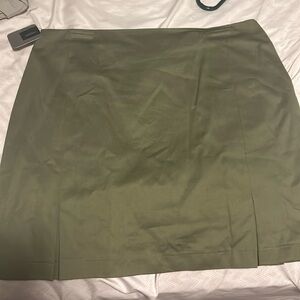 Green Mossimo Stretch Skirt - 14 NWT